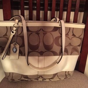 Coach tote purse