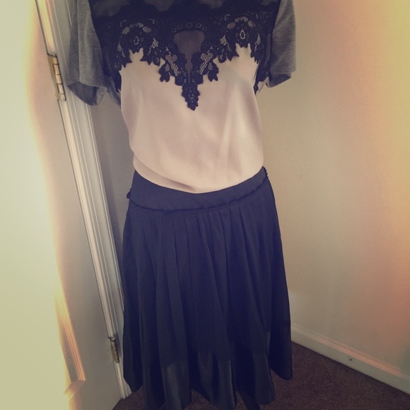 Chris.Tan Dresses & Skirts - Silk Skirt