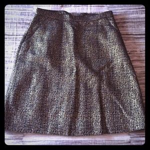 Metallic jacquard skirt with back zip