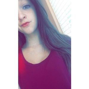 Meet your Posher, Izzy