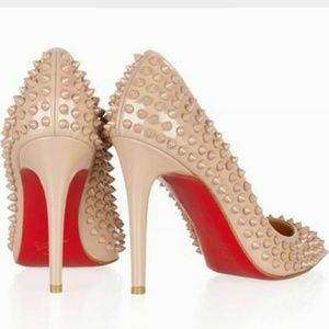 Reserved **Red bottom pigalle pumps