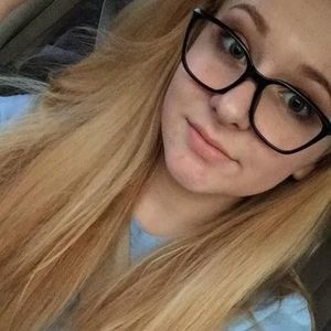 Meet your Posher, Michaela