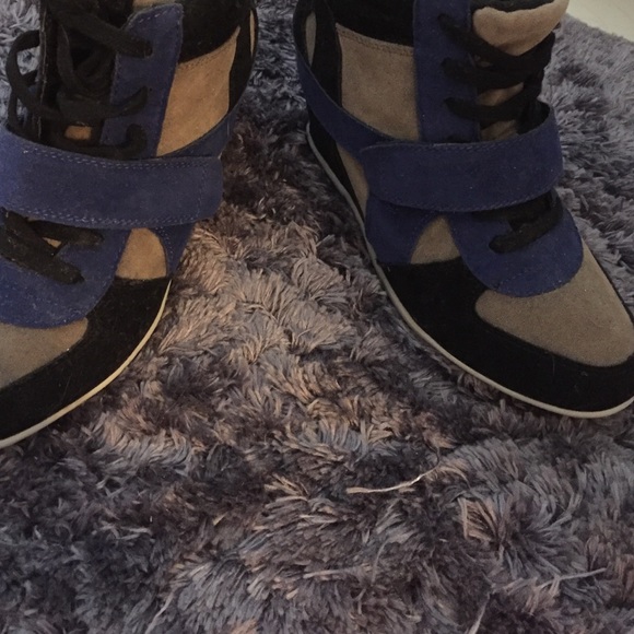 Wedge shoes - Picture 2 of 3