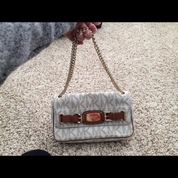 Michael kors purse