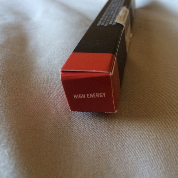 💢SOLD💢MAC "high energy" lip liner NEW! - Picture 2 of 4