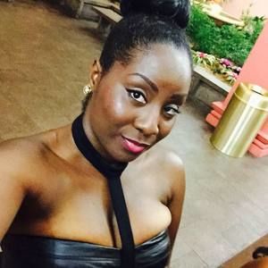 Meet your Posher, Malika