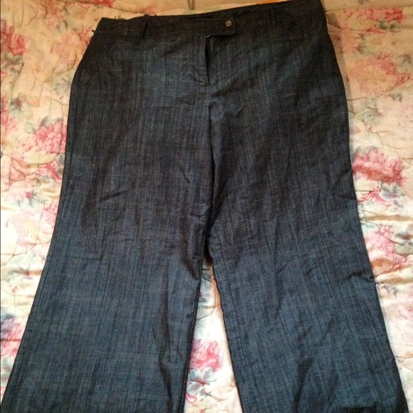 Wide leg pants