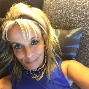 Meet your Posher, Meemo