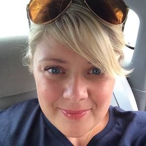 Meet your Posher, Vicky