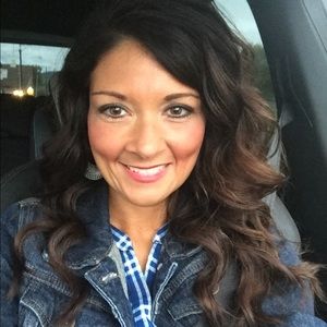 Meet your Posher, Vanessa