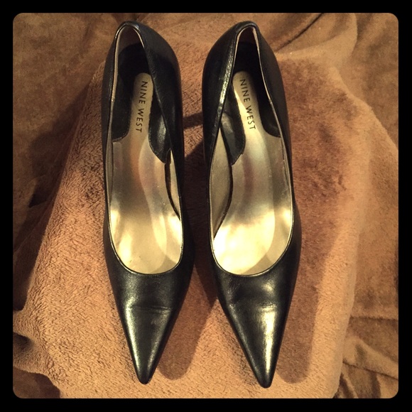 Nine West Black Pumps (8)