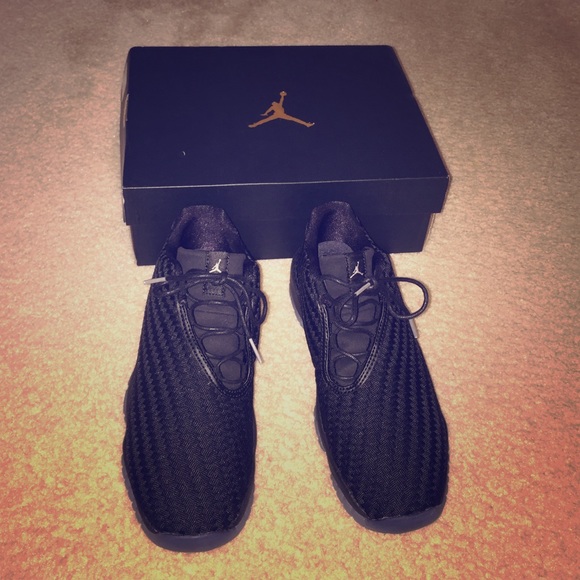 black air Jordan futures