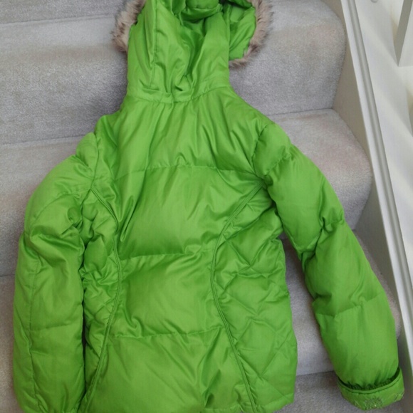 Girl's (kid's) Hooded Winter Jacket, used. - Picture 2 of 4