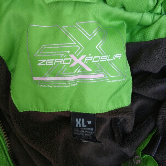 Girl's (kid's) Hooded Winter Jacket, used. - Picture 3 of 4