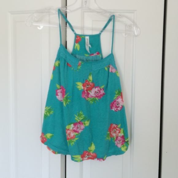 Aeropostale floral top