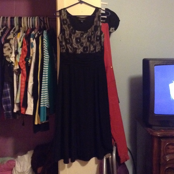 Perceptions New York dress - Picture 1 of 3