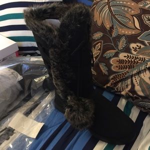 🚫sold🚫 montreux faux suede black boots