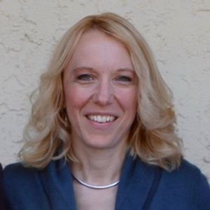 Meet your Posher, Davina