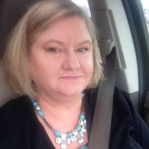 Meet your Posher, Carrie