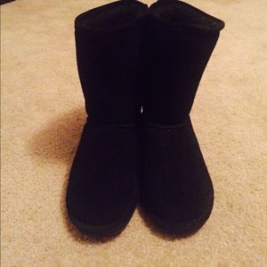 Bear Paw Boots Black SZ 8