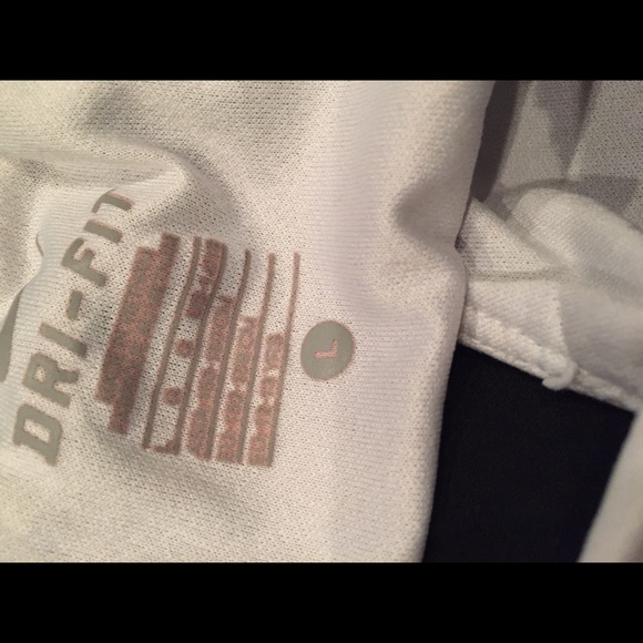 Nike Dri-Fit running shorts - Picture 3 of 3