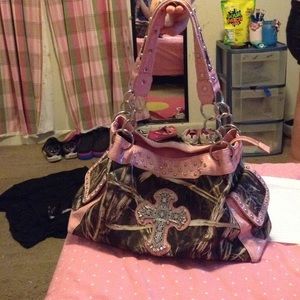 Realtree handbag with rhinestones
