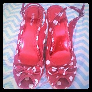 Red polka dot Seychelles wedge peep-toe heels 7. 5