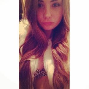 Meet your Posher, Alexis