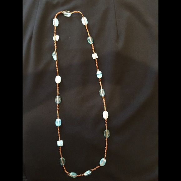 2 long necklaces - Picture 3 of 4