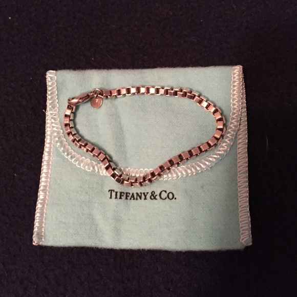 Authentic Tiffany & Co. Venetian link bracelet!