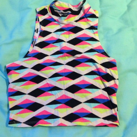 Crop top