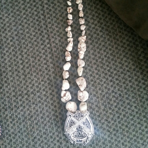 Western Necklace - Picture 1 of 1