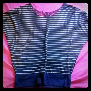 Energie lime and navy top