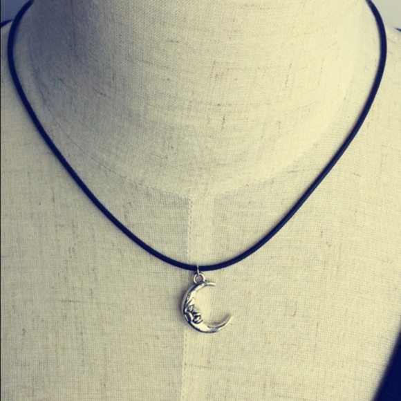 Moon pendant choker