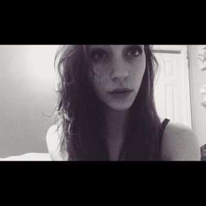 Meet your Posher, Courtney