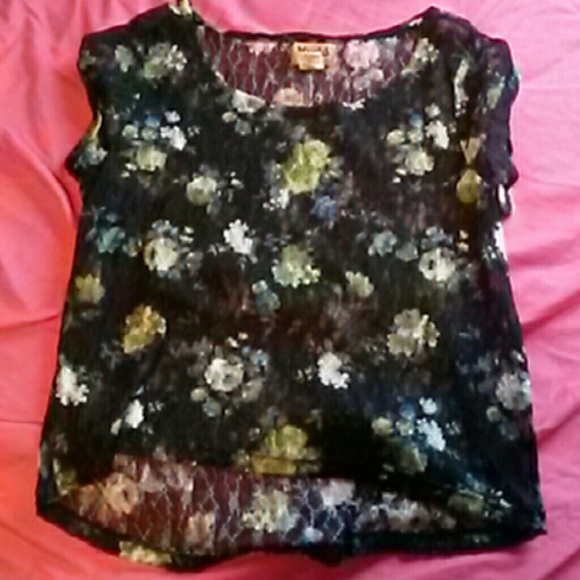 Mudd navy lime green lace shirt