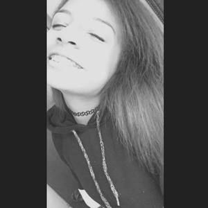 Meet your Posher, Makayla