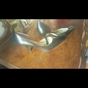Anne Klein pumps