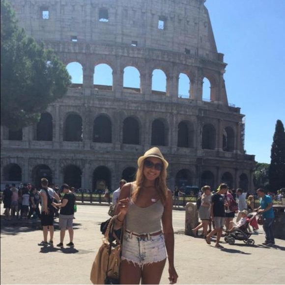 👑 Meet your Posher, Ashley AKA Andy 👑 - Picture 10 of 16