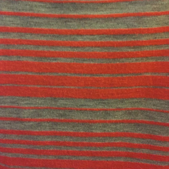 Romeo and Juliet crop shirt - Picture 3 of 3