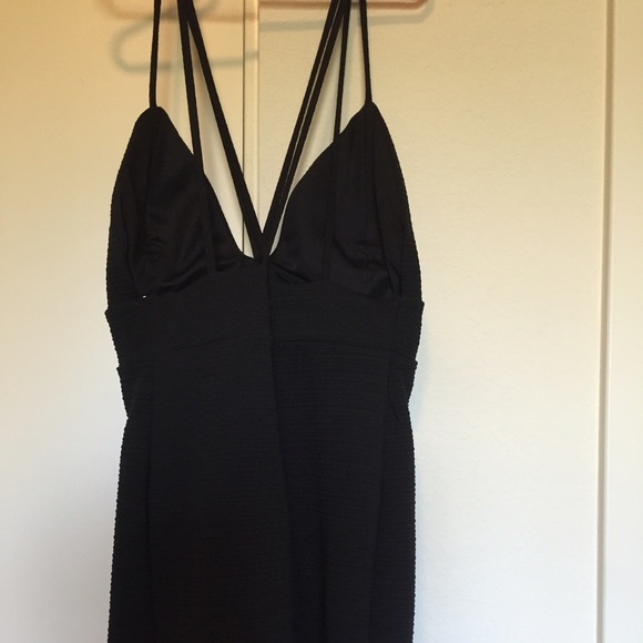 Black strappy mini - Picture 2 of 4