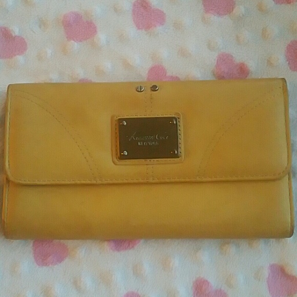 Kenneth Cole Wallet
