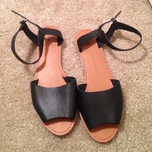 Gap Sandals