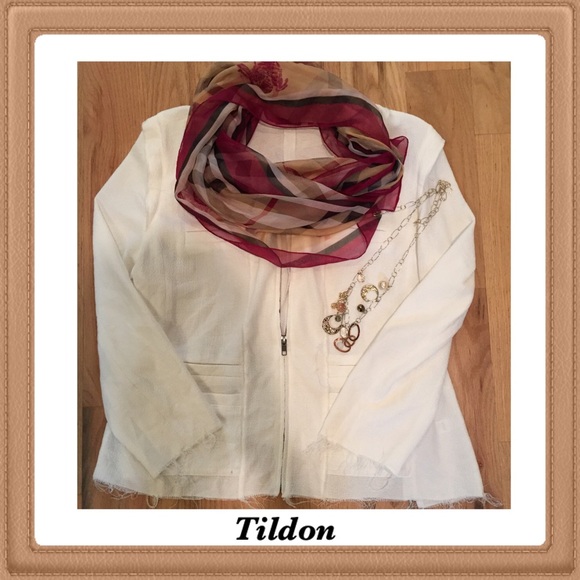 Tildon white jacket