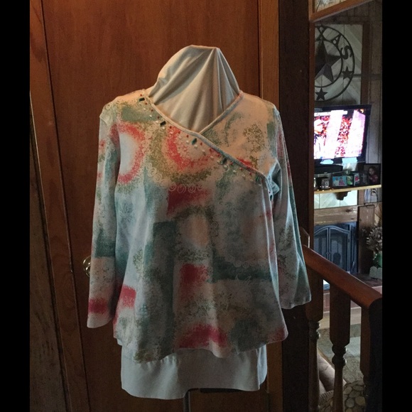 Multi colored blouse - Picture 3 of 4