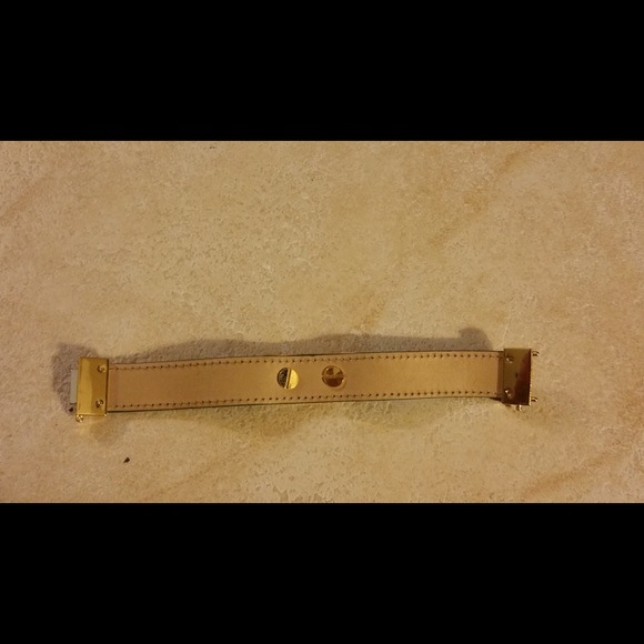 Vince Camuto Super Soft Green Leather Bracelet! - Picture 4 of 4