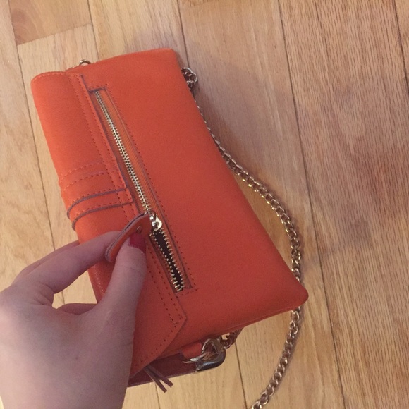 🚫SOLD HP! Orange purse with detachable chain - Picture 4 of 4
