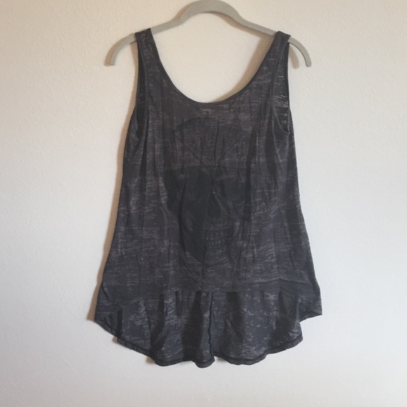 Skull tank top - Picture 2 of 3