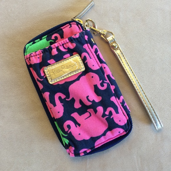 Lilly Pulitzer Handbags - Lilly Pulitzer wristlet. Brand new.