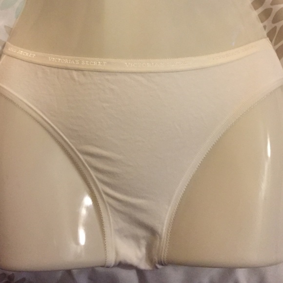 4 Victoria Secret panties. New no tags - Picture 2 of 4
